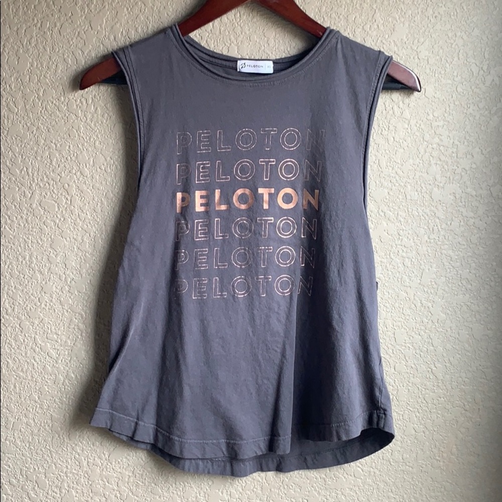 Peloton gray muscle tank with gold details XS